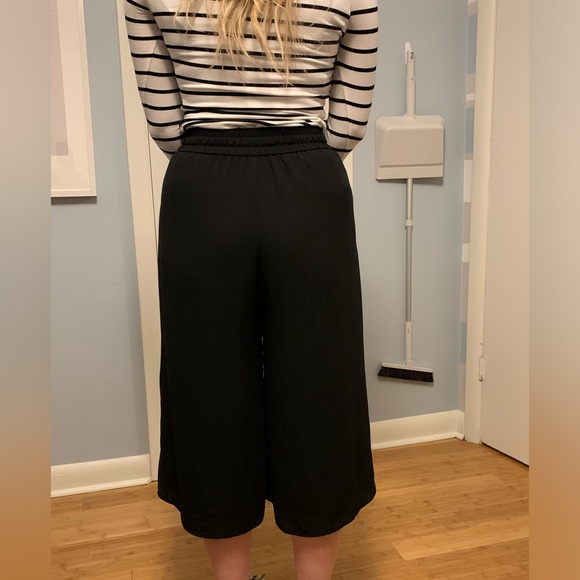 Babaton cropped wide leg lined dress pants in size medium - Picture 2 of 6